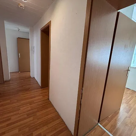 With 3 Separate Near Leuna Appartamento *